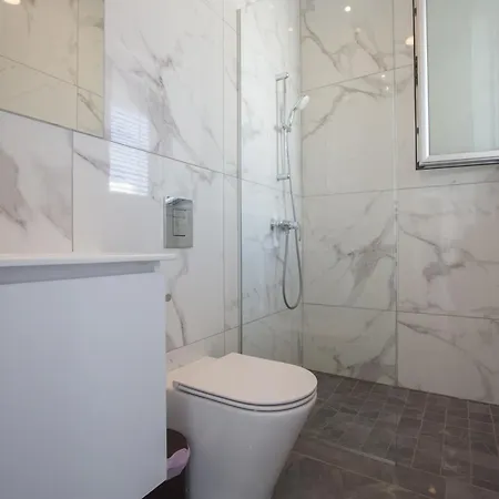 3 Schlafzimmer Mit Pool In Zentrum